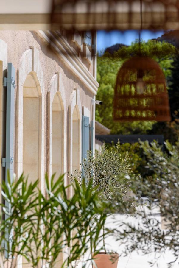Domaine De Valmouriane Hotel Saint-Rémy-de-Provence Exterior photo